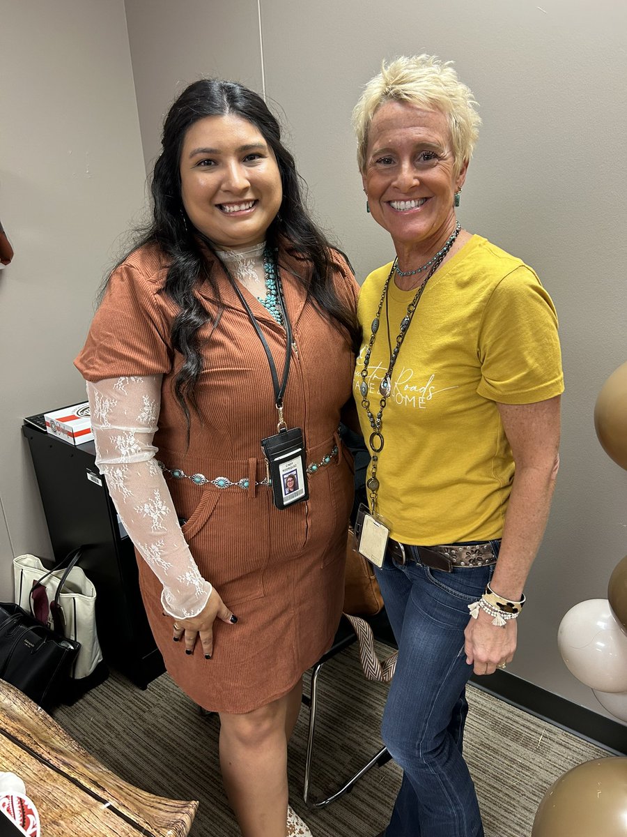 Julie Moncrief tweet media