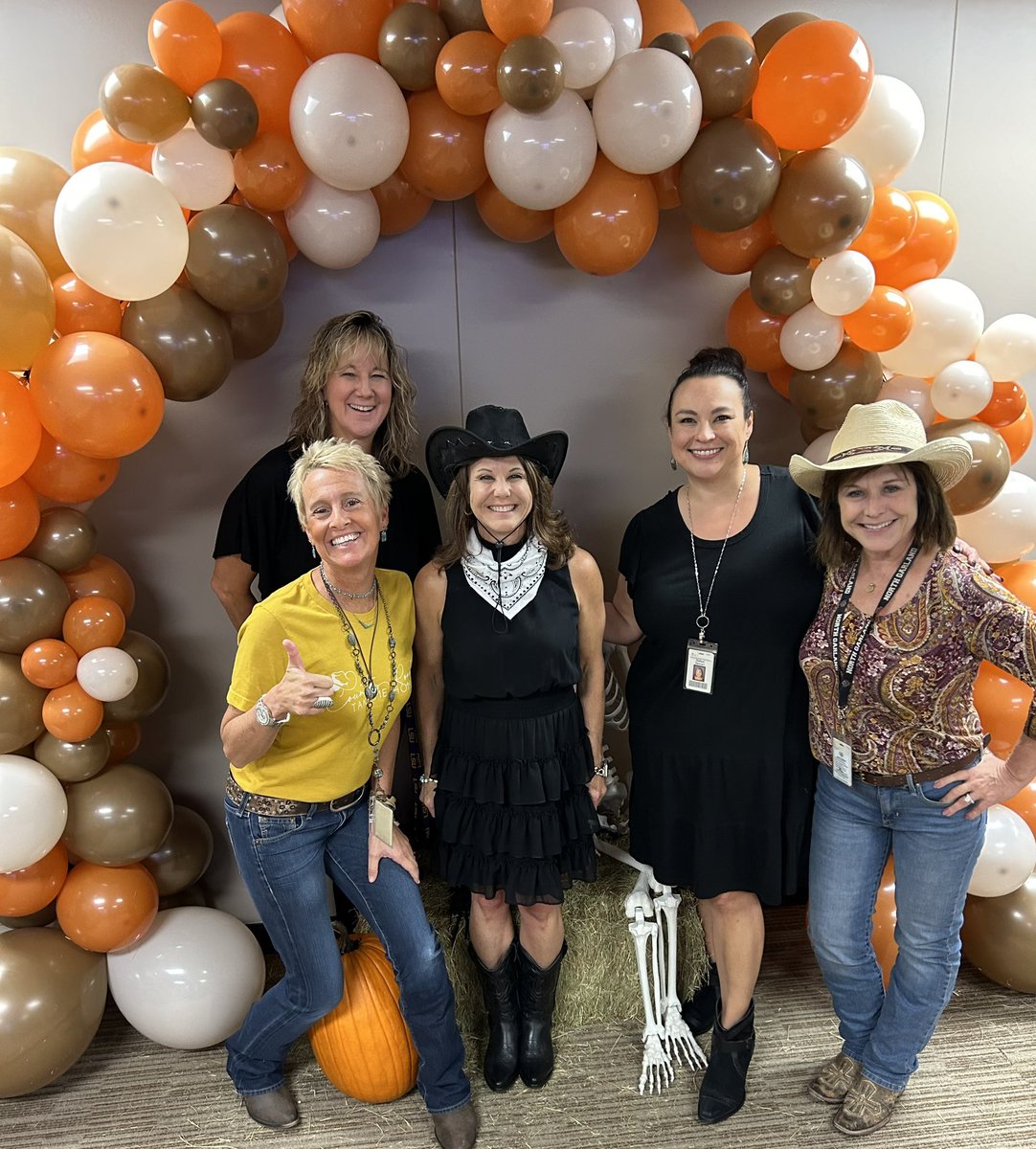 Julie Moncrief tweet media