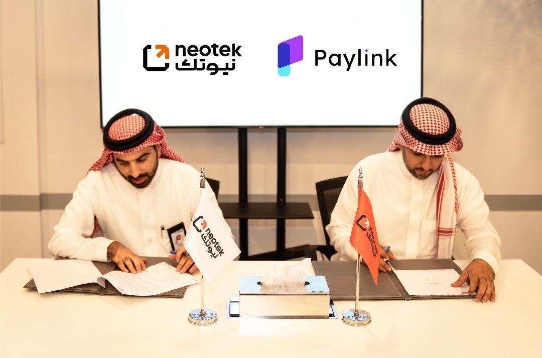 PayLink | بيلينك (@paylink_sa) on Twitter photo تم بعون الله توقيع اتفاقية شراكة استراتيجية مع شركة نيوتيك <a href="/neoteksa/">neotek | نيوتك</a> التي تقدم حزمة متنوعة من خدمات المصرفية المفتوحة open banking solutions
التي تدعم حلول التقنية المالية؛ تأتي هذه الخطوة ضمن جهود شركة بيلينك لتقديم أفضل و أحدث الخدمات لعملائها تم بعون الله توقيع اتفاقية شراكة استراتيجية مع شركة نيوتيك <a href="/neoteksa/">neotek | نيوتك</a> التي تقدم حزمة متنوعة من خدمات المصرفية المفتوحة open banking solutions
التي تدعم حلول التقنية المالية؛ تأتي هذه الخطوة ضمن جهود شركة بيلينك لتقديم أفضل و أحدث الخدمات لعملائها