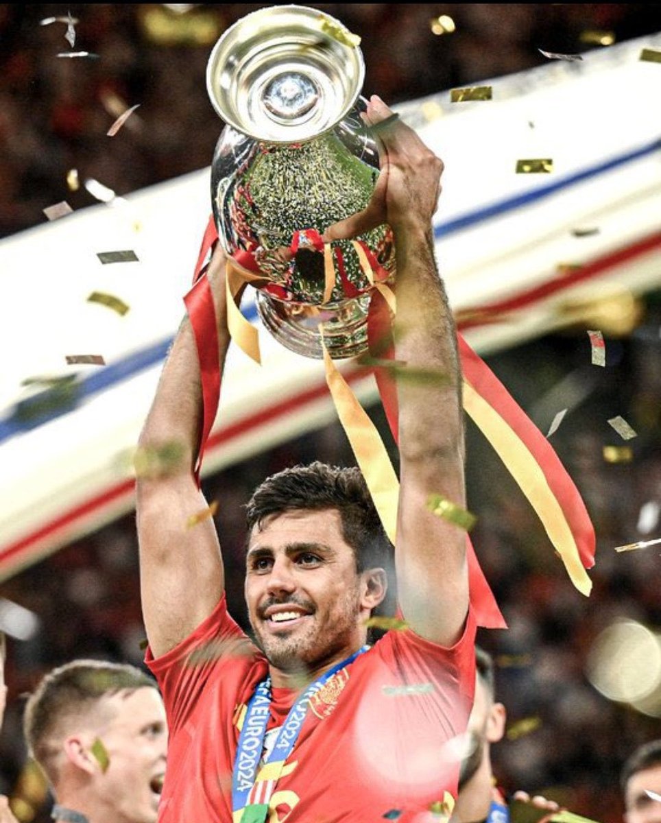 INIE8TAZO's tweet photo. Ganó el fútbol. https://t.co/VnXE6UTNVQ