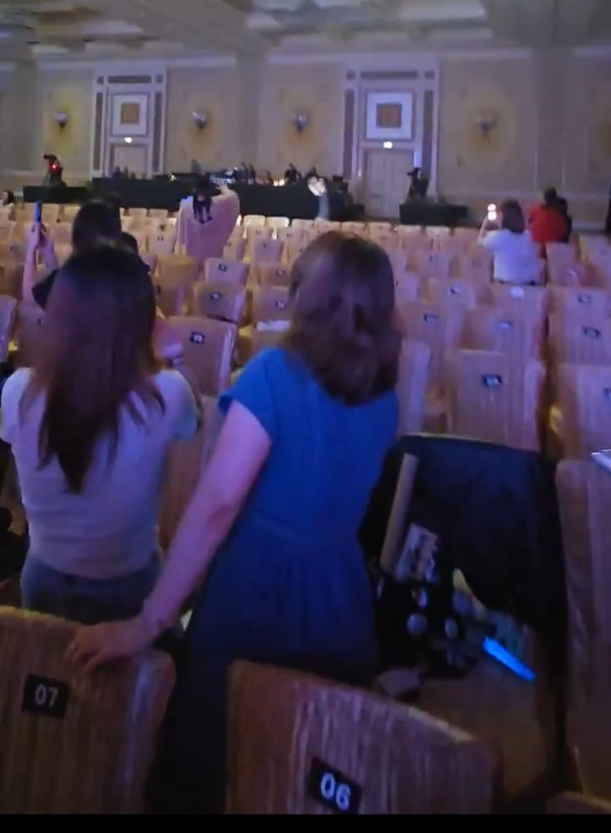 Secure12027's tweet image. The event of the year  
with the best fandom that fills the stadiums  

🤣🤣🤣🤣🤣🤣🤣🤣🤣🤣🤣

#bsumbody 
#4MINUTESFancon_MO