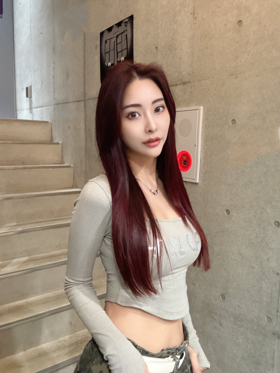 makoto_minami's tweet photo. イメチェンしました❤️
かわいすんぎ！！！ごじょせんありがとう天才！！！ https://t.co/r1VBYEuY6S