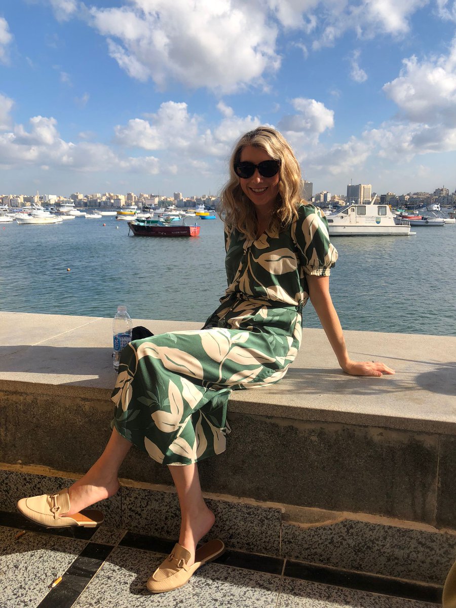 Stephanie Ronan tweet media