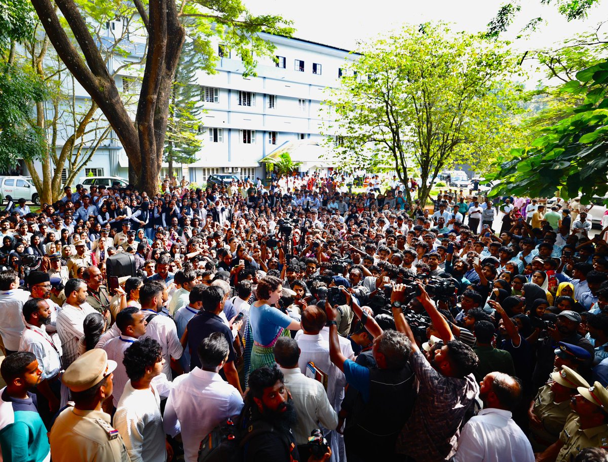 priyankagandhi's tweet photo. Today at WMO, Kalpetta (Wayanad), I was deeply moved by the dreams and determination of Wayanad’s young voices. 

WMO’s dedication to uplifting students and nurturing a sense of community shines brightly through their work. I am grateful to witness the difference WMO is making for Wayanad’s future.