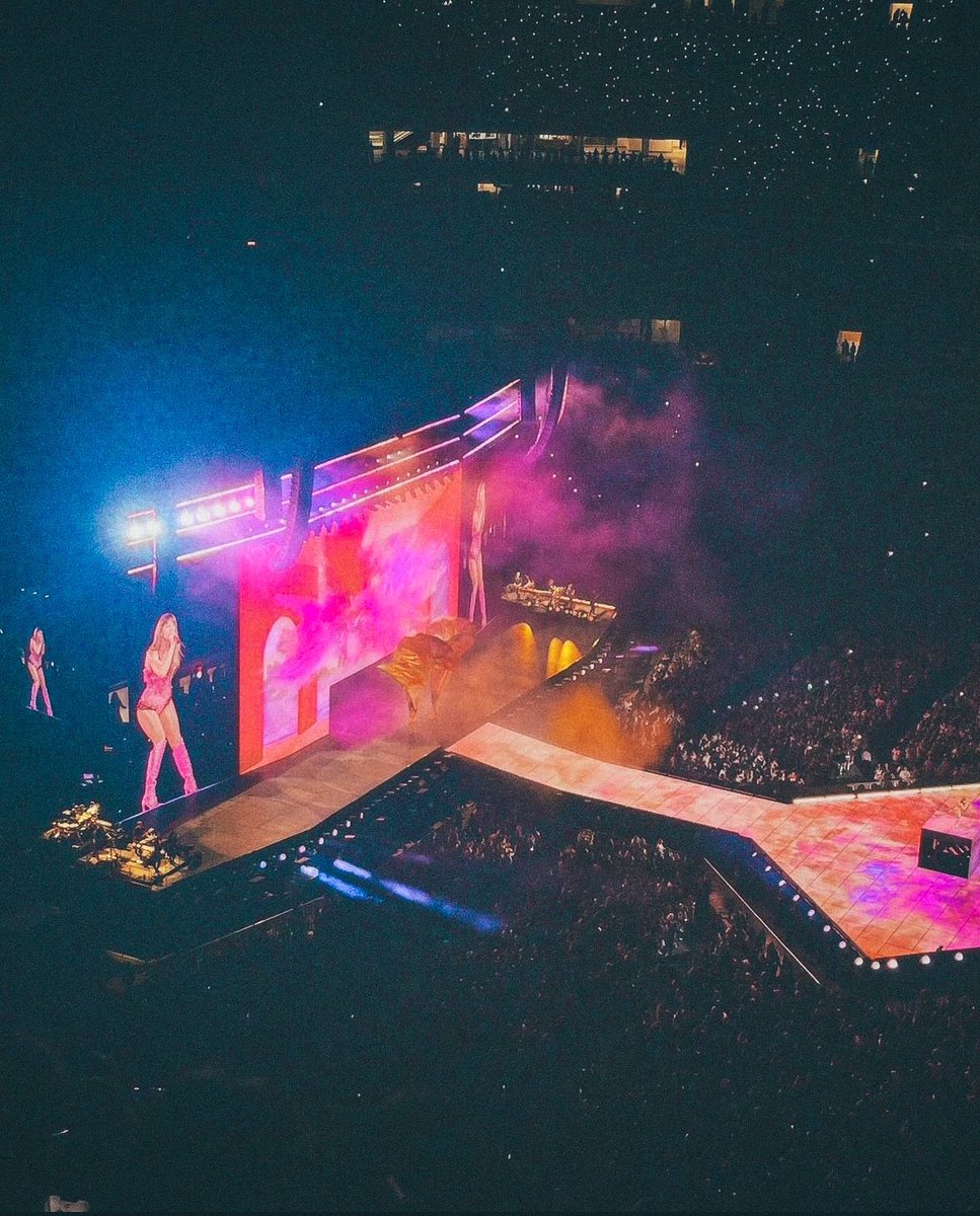 i don’t think i’ll ever get over how beautiful this tour is