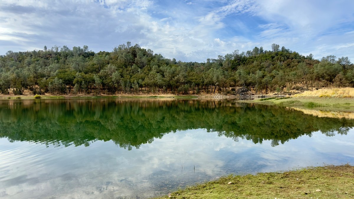 ebmud's tweet photo. Pause and reflect as we step into the new week. π± What did you learn last week that can guide you forward? Letβs embrace each lesson and make this week even stronger. #ReflectAndRefocus
π· credit: Lorna Barfield
Camanche Reservoir https://t.co/hs7n2st4iL