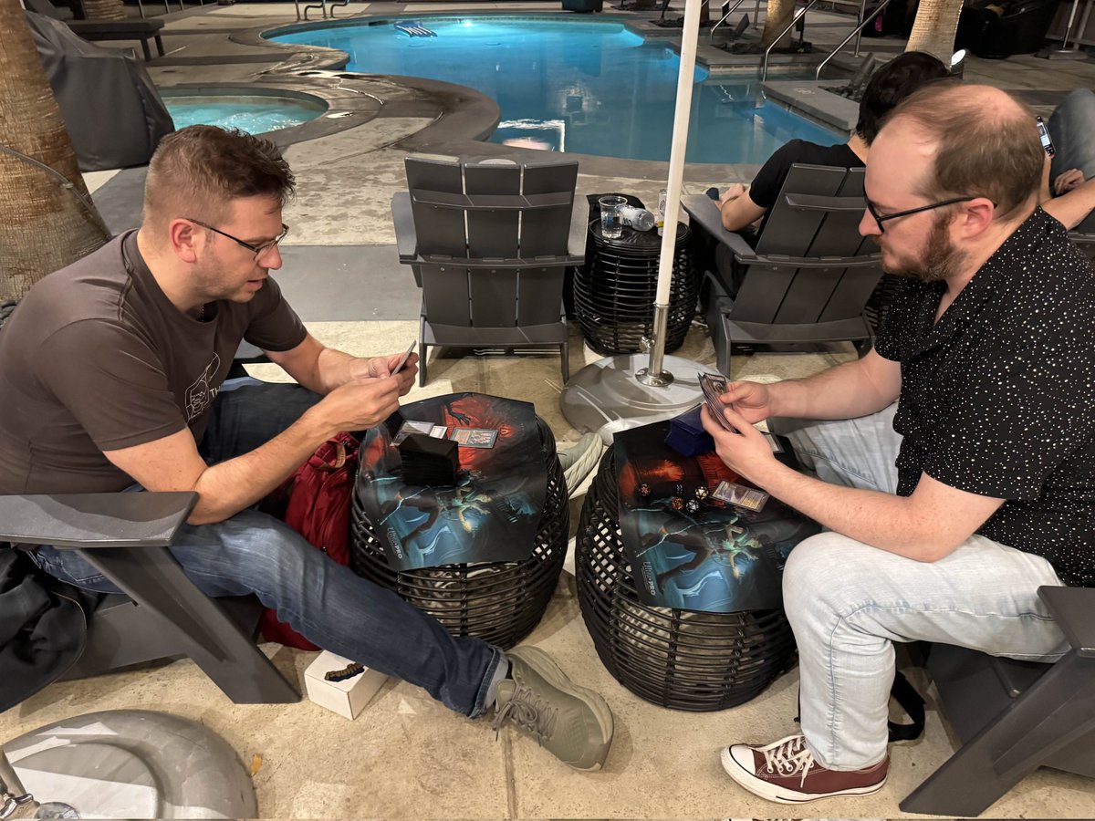When you're desperate for table space, you do poolside-top-of-basket Canlander. 

📷 <a href="/Pharmacistjudge/">Minh</a>
