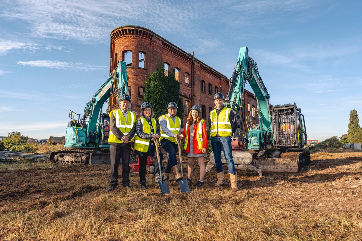 DerbyCityLab's tweet image. An MP has heaped praise on efforts to #regenerate #Derby city centre in a special parliamentary debate.

It saw MPs discuss the future of city and town centres – and what more could be done to reinvent them, add vibrancy and increase footfall.
👉 buff.ly/4dYR5Ie