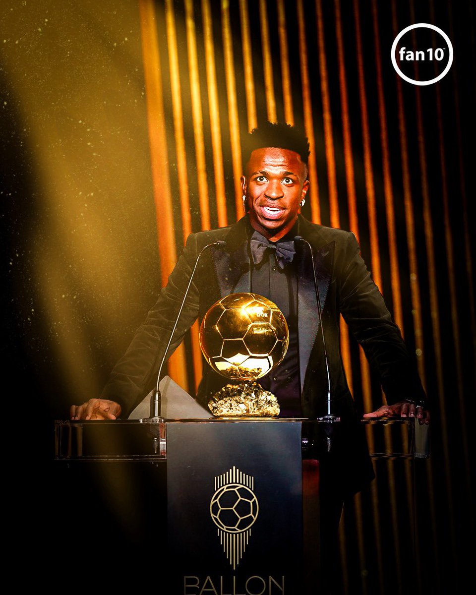 madridblaugrana's tweet photo. ¿Quién tendría que ser el VERDADERO GANADOR del Balón de oro?

¿Who should be the real winner of the Ballon d'Or

🔄 Vinicius
♥️ Rodri

#BallonDor https://t.co/B0YkxEUZbR