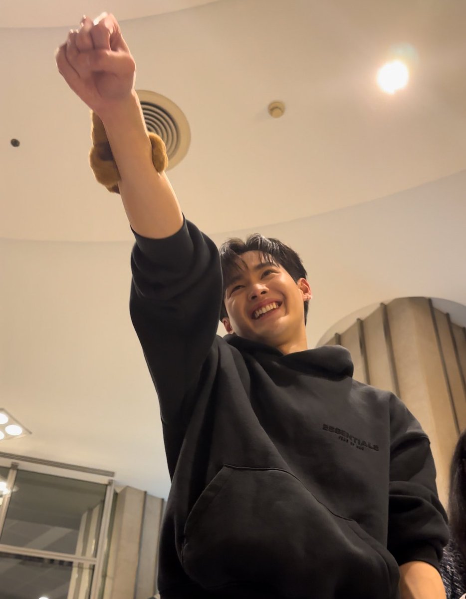 มาคั้บทุกคนนน 😼 พร้อมก้าวเข้าสู่ด้อมเต็มตัวฮะ🤩💘✨

#งุ้งงิ้งแลกฟอลรอสู้เพื่อเก้า