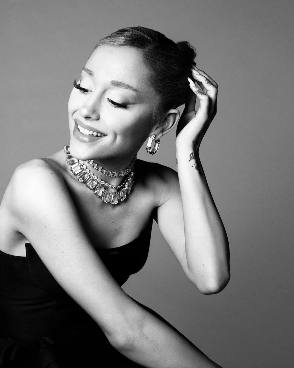 ArianaToday's tweet photo. swarovski’s campaign “the party of dreams” with ariana grande will be unveiled tomorrow ⊹ ࣪ ˖ https://t.co/53slXaNMpU