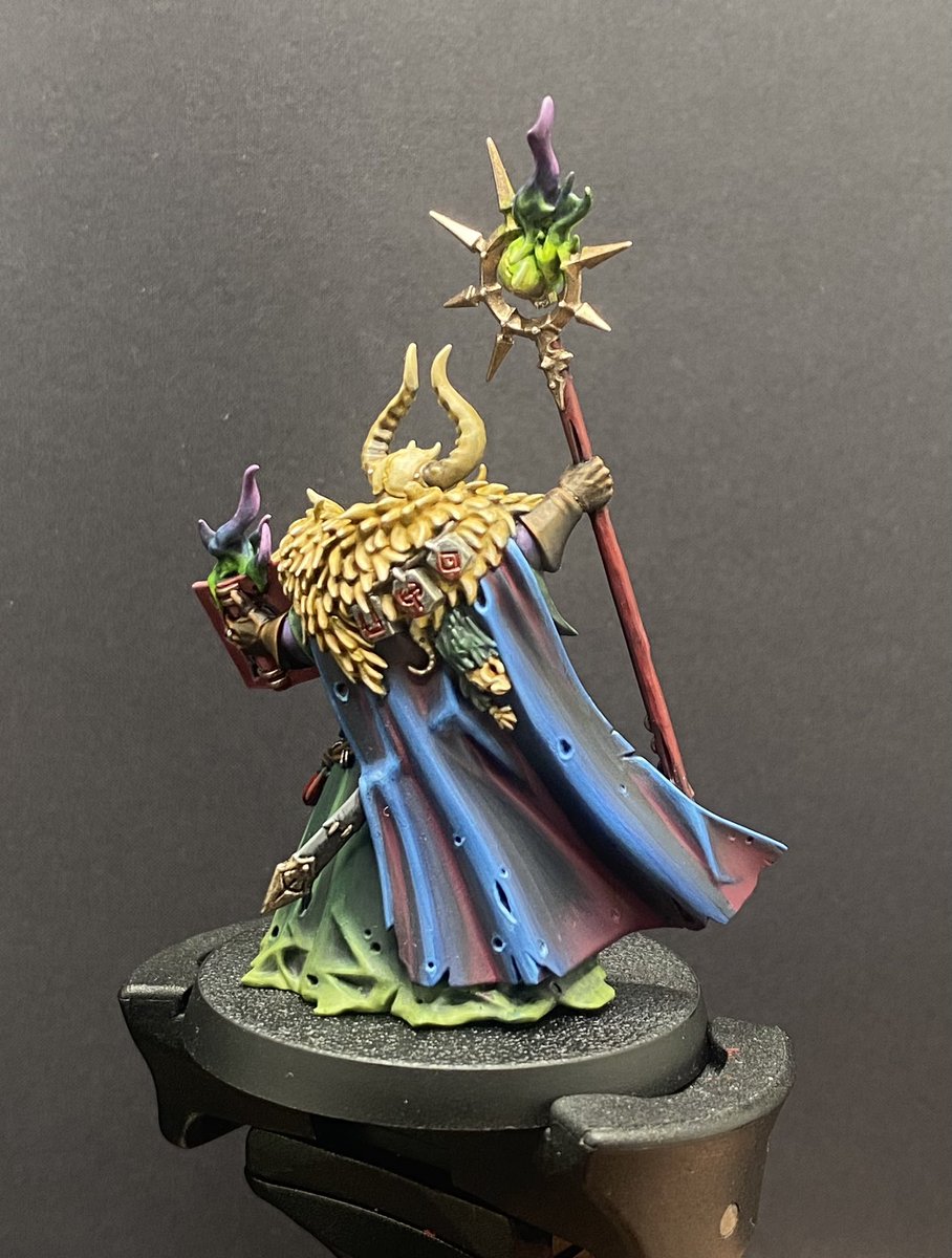 法を滅ぼす者ツァルケス TZARKETH BANE OF LAW ベースは後日、本体は