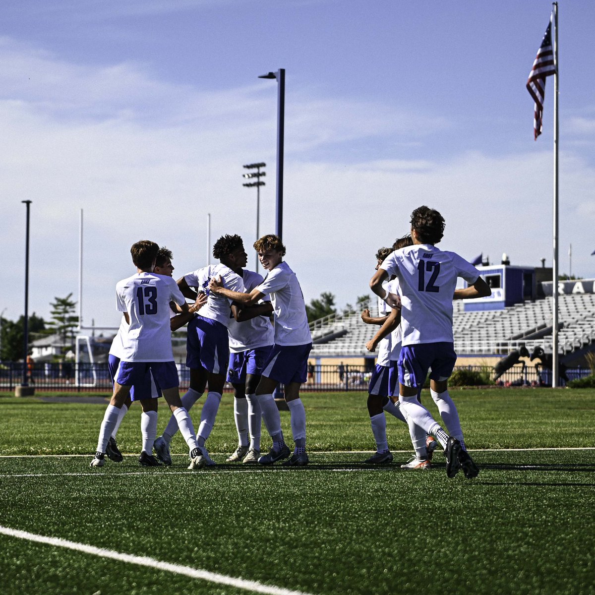 LWEastSoccer's tweet photo. 🗣️Tomorrow Sectional Semifinal 🗣️
🦅LWE (16-4-3) 🆚 Andrew (16-6)⚡️
🗓️10/29
🏟️Joliet West 
⏱️5:00PM

#SHOWTIME
#LWEFC https://t.co/QHtFgLKgEh