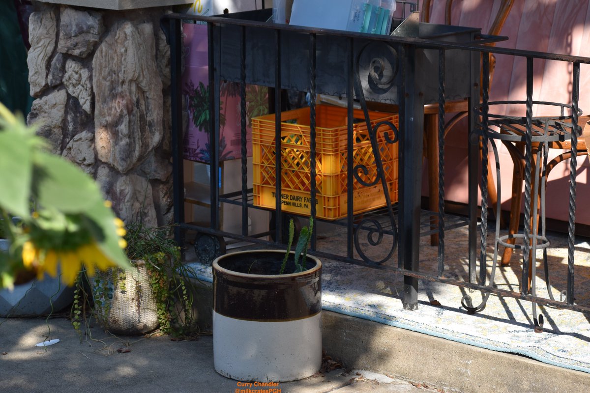MilkcratesPgh's tweet image. #pittsburgh #milkcrates #photography #streetphotography #cityscapes #turnerdairy #pennsylvania #urbanphotography #cities