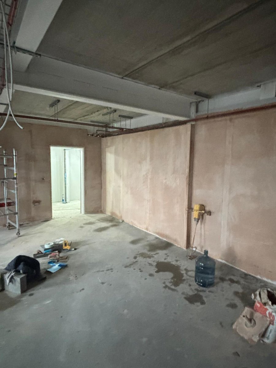 We are excited to share that the plastering works are progressing well at St John Fisher and More High School in Colne! 

This project with Rosslee Construction is coming along smoothly🚧🔨👷

#Construction #Progress #Plastering #SFS