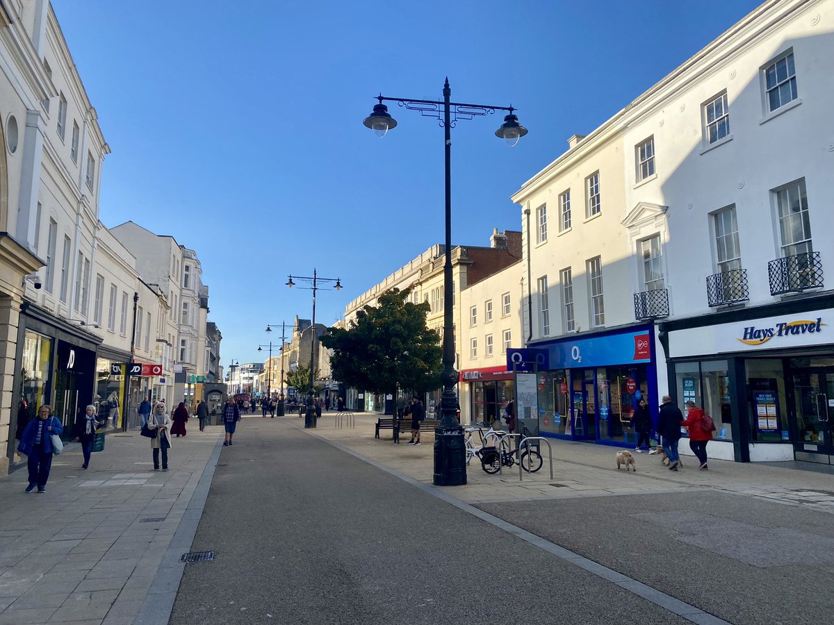 Homogeneity is one of Cheltenham town centre’s problems. High Street is long and unsegmented and we have very few courts or alleys that promote small, quirky independents. It’s dominated by national brands with very few indies. Any case studies on addressing such challenges?