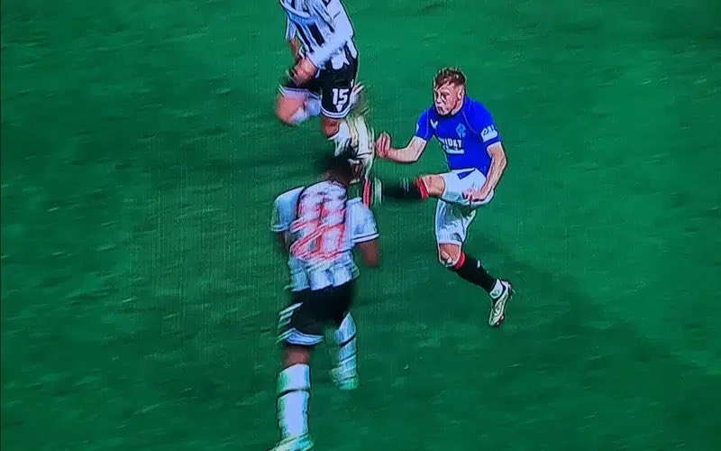 Can someone at the <a href="/ScottishFA/">Scottish FA</a> or @behindtwpod explain the new rules that saw Yang sent off at Tynecastle last season but saw Barron waved play on against St Mirren?