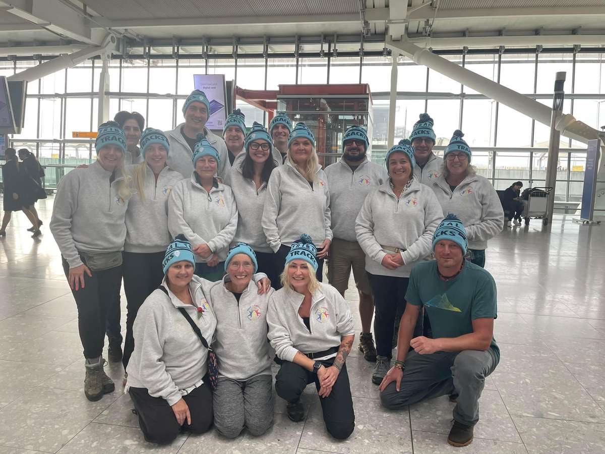 A year ago - a fabulous team just about to leave for Jordan - 100km across the Wadi Rum - still a few places left for next years challenge 

tribaltracks.co.uk/your-trip/fait…