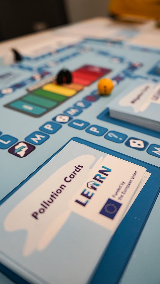 LearnProjectHeu's tweet image. 🎲The #LEARNproject #boardgame was a big hit with the children attending the European Researchers Night at @INLnano! Do you also want to try it? Follow this link 👉learnproject-heu.eu/learn-project-…👈

#ern2024 #nei2024 #europeanresearchersnight #indoorairquality