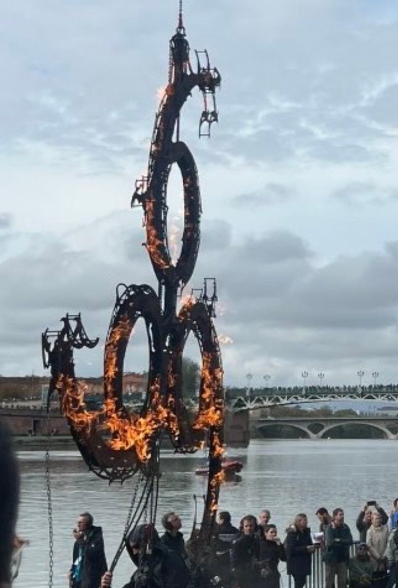 LepretreTony's tweet image. Ils ne se cachent plus !

La bataille n'est pas que politique, elle est également spirituelle. 

Après l'horrible cérémonie d'ouverture des JO, ce "spectacle" au triple 6 à #Toulouse.

Aujourd'hui, c'est le bien contre le mal. Choisissez votre camp !
#Satanisme