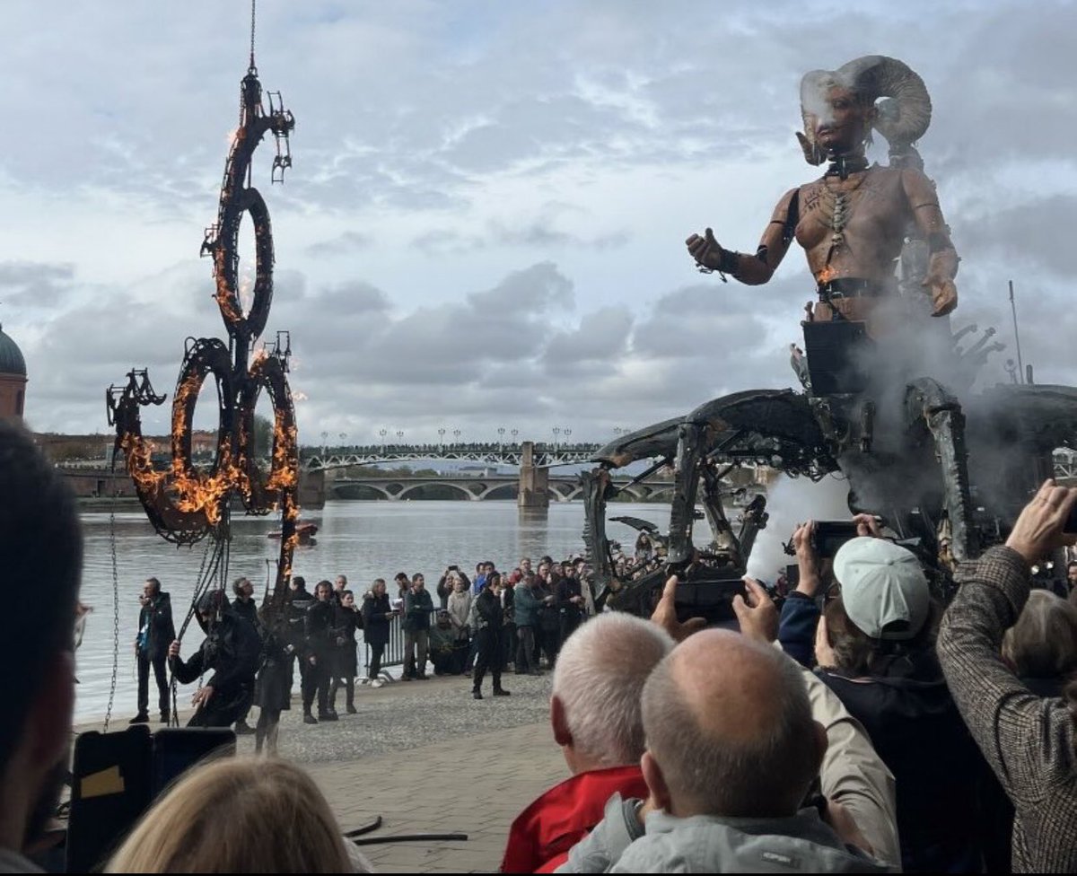 LepretreTony's tweet image. Ils ne se cachent plus !

La bataille n'est pas que politique, elle est également spirituelle. 

Après l'horrible cérémonie d'ouverture des JO, ce "spectacle" au triple 6 à #Toulouse.

Aujourd'hui, c'est le bien contre le mal. Choisissez votre camp !
#Satanisme