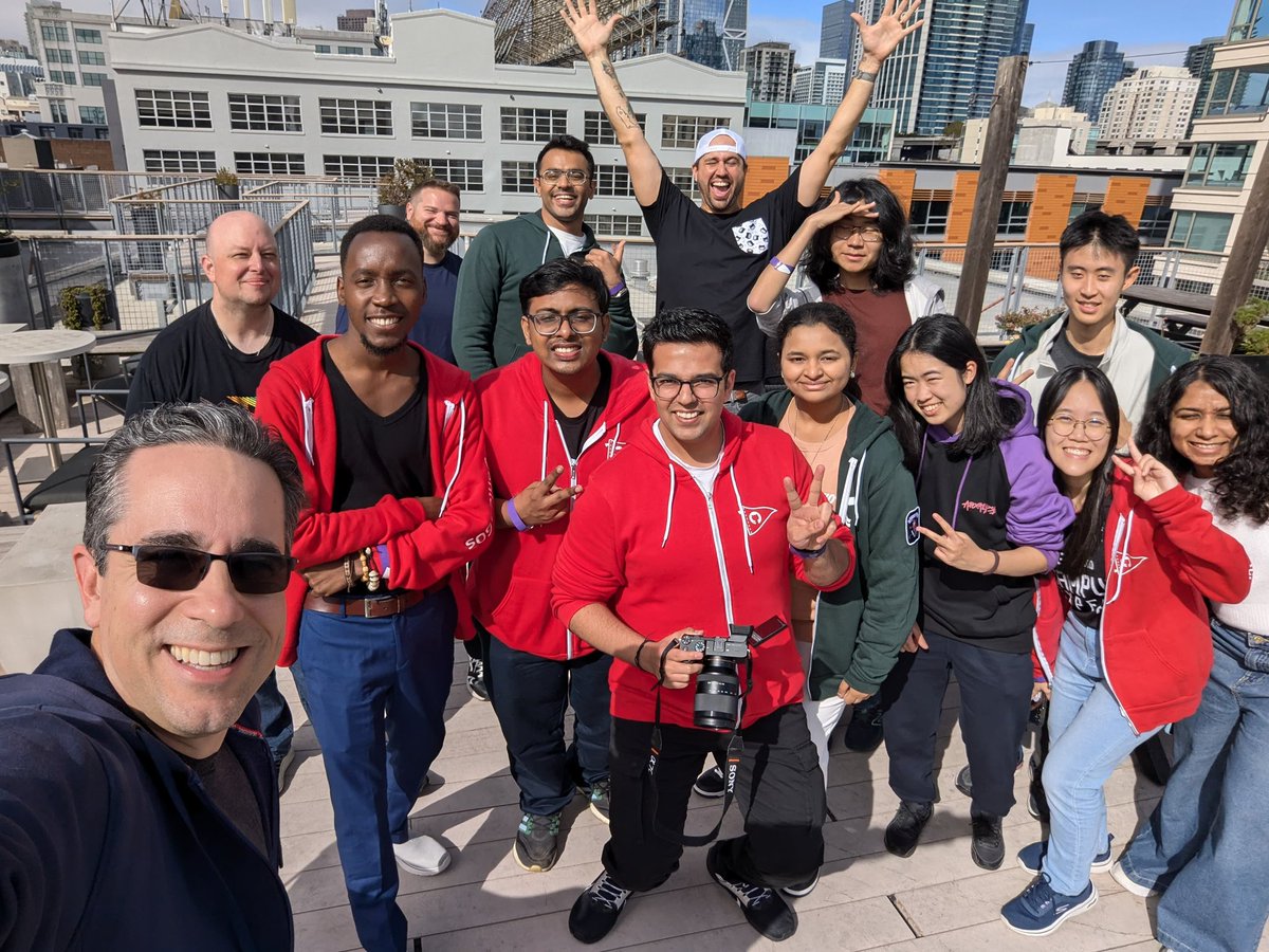 At <a href="/GitHubEducation/">GitHub Education</a>  Headquarters with Campus Experts, <a href="/hackclub/">Hack Club</a> folks , Microsoft Learn Student Ambassadors &amp; Program managers <a href="/IamPablo/">Pablo</a> <a href="/MetzinAround/">metzinaround on bluesky</a> 

#GitHub #GitHubUniverse