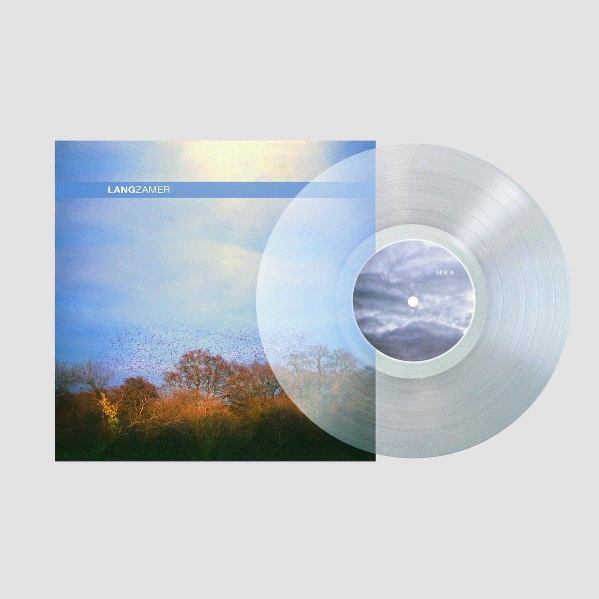 JUST IN! 'Langzamer' by Langkamer

Third album from the Bristol indie quartet, who once again match 90s slacker rock styles with alt country and lyricism revolving around West Country folklore.

<a href="/LangkamerBand/">Langkamer</a>
normanrecords.com/records/203812…