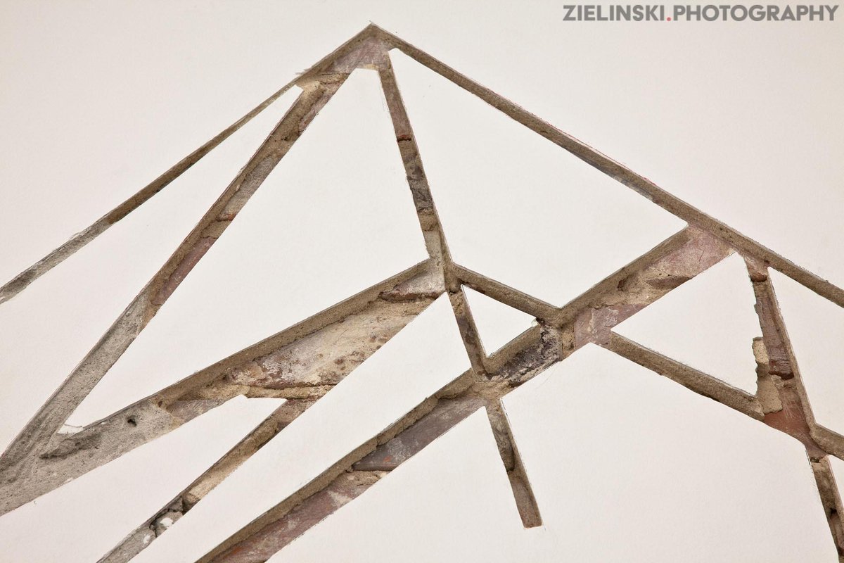 A work by Abraham Cruzvillegas in Berlin gallery 𝗠𝗼𝗿𝗲 𝗮𝘁 rfr.bz/t6552f9 #sculpey #PerformancePhotography #graphic rfr.bz/t07c8be