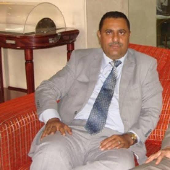 لو كان هذا القرد الضالعي من شبوة او ابين او حضرموت وانضم إلى طارق صالح لقامت الدنيا ولم تقعد ولتم طرده من عدن بسرعة الريح ولكن لانه من الضالع سمح له بالبقاء داخل عدن ليطعن في دماء شهداء الجنوب ويتأمر لإعادة الاحتلال العفاشي
قيادة الانتقالي لا تريد خيرا للجنوب 
#عدن_المستقلة