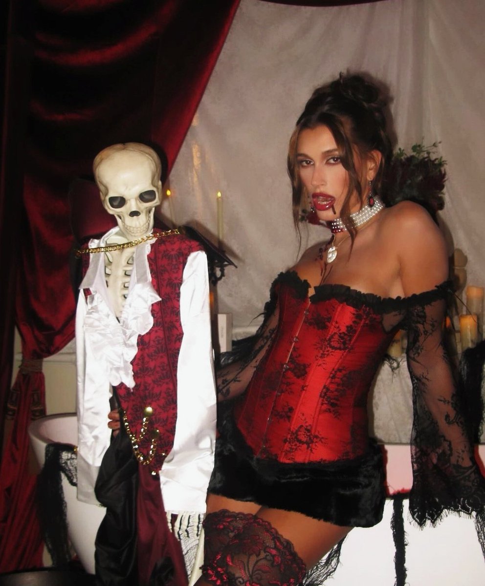 nermoeg's tweet image. Hailey Bieber's Halloween Costumes Through the Years... Thread