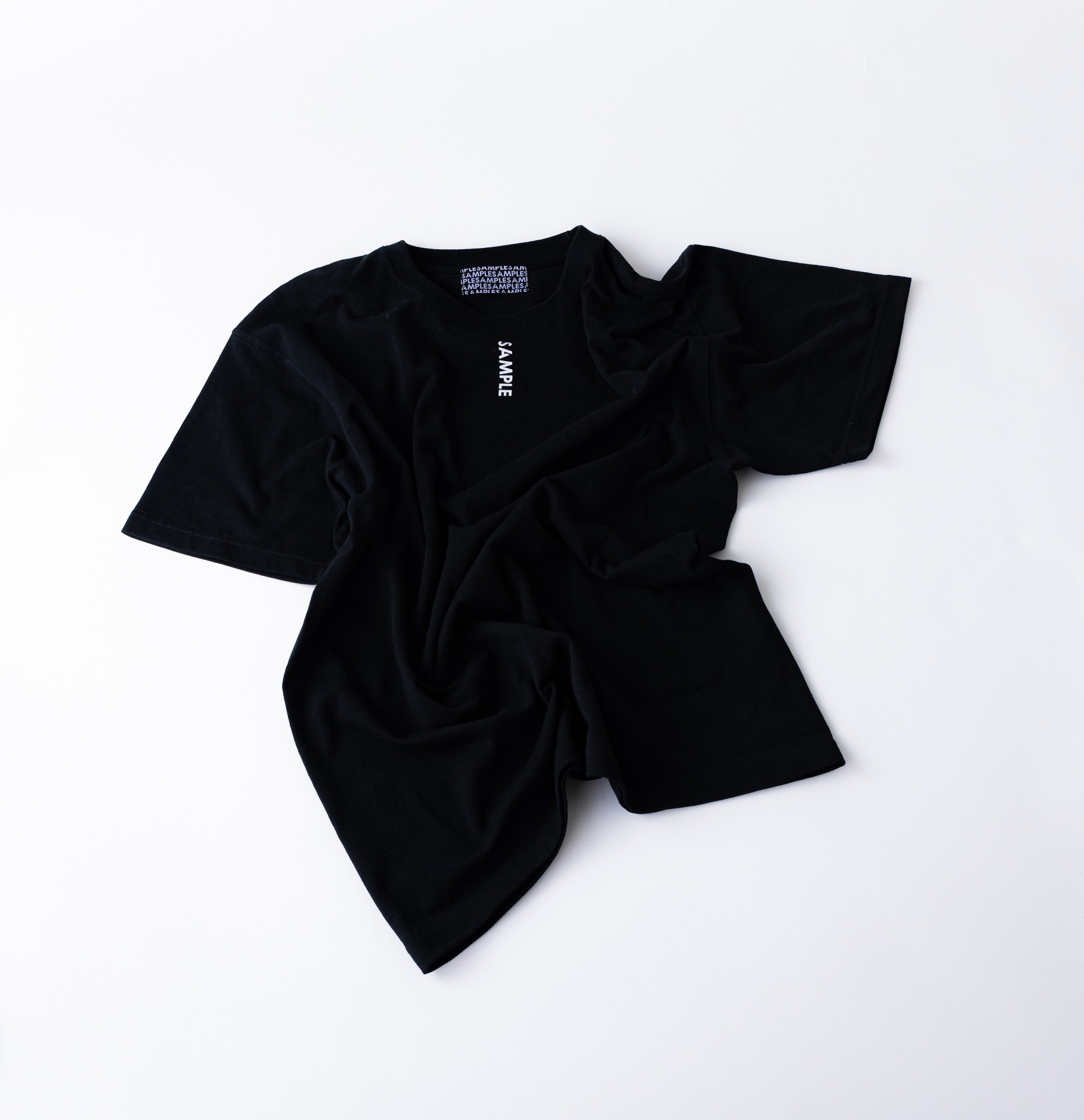 SAMPLE ニートと居候とたかさき　Tシャツ　SSSAMPLE SAMPLE ニートと居候とたかさき Tシャツ SSSAMPLE ニートと居候