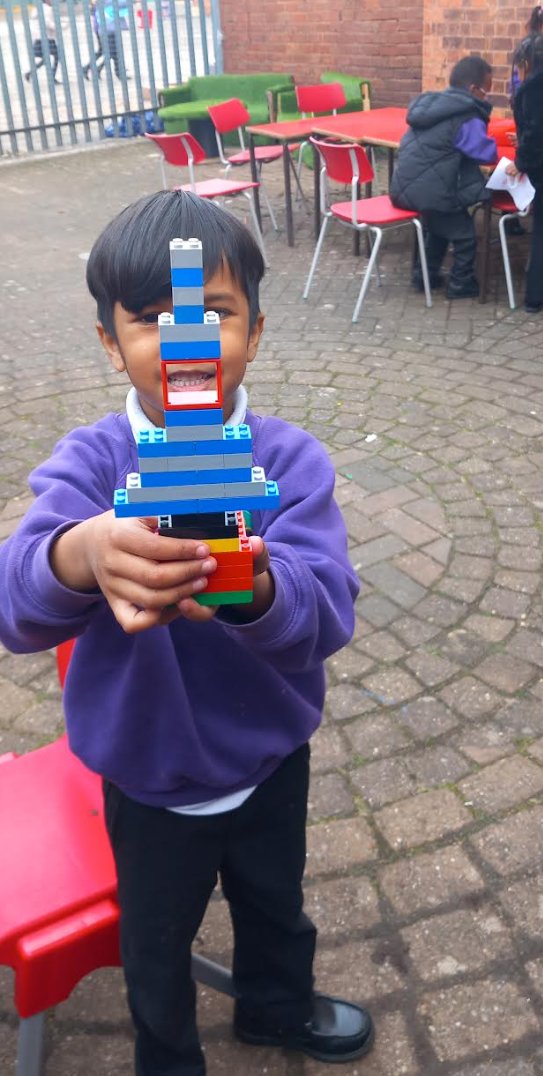 Ladypool_Prim's tweet image. Children at Ladypool are building up their empathy and communication skills during our @OPAL_CIC lunchtimes! 🌟🤝 It&apos;s wonderful to see them connecting, cooperating and growing together. #RespectGrowExcel #SkillBuilding #teamworkmakesthedreamwork