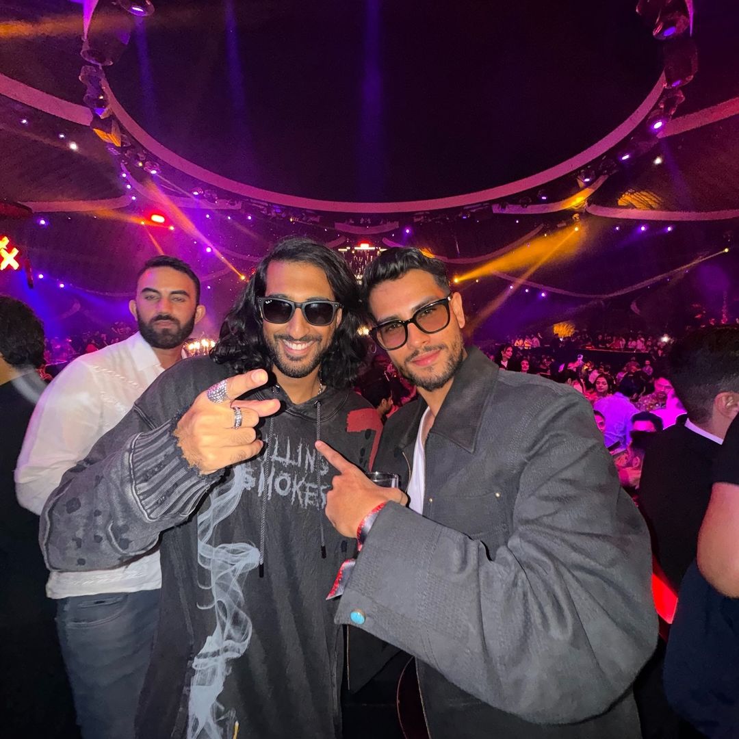 KalpeshKl's tweet photo. A starry gathering in Dubai! ๐ With #AryanKhan, #SuhanaKhan, #VedantMahajan, #Tesher, and #AmirKhan lighting up the scene. https://t.co/tixRp7qvE6