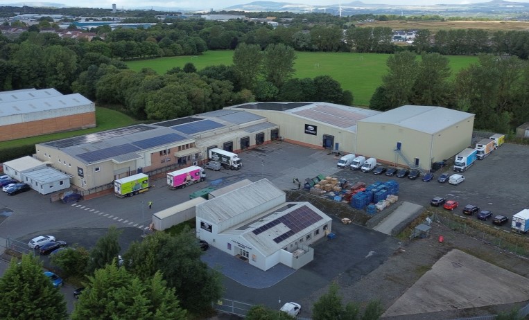Our solar and battery storage infrastructure will help Fife Creamery reach our ambitious net zero goals An investment of £230,000 installing over 700 roof-mounted panels. Flexibility to store and use energy at optimum times and the export and import of electricity with the grid.