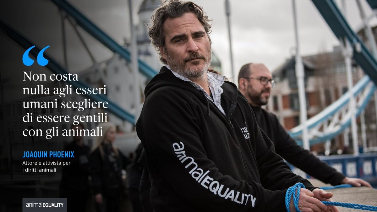🎉 Buon compleanno, Joaquin Phoenix!
⠀
Oggi celebriamo non solo il talento dell'attore, ma anche l’attivista che difende chi non ha voce. Come dice lui, "Non costa nulla agli esseri umani scegliere di essere gentili con gli animali" 
⠀
Grazie, Joaquin, per ispirare milioni di