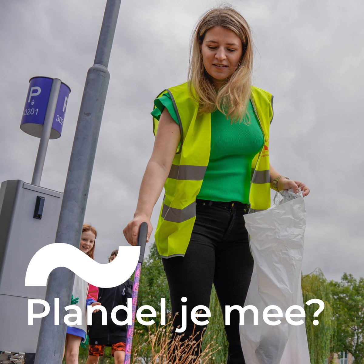 In de @gem_renkum openen steeds meer plandelpunten. Plandelen is een combinatie van plastic rapen en wandelen. Bij de Zoomerij Oosterbeek kun je grijpstokken lenen. Plandelman <a href="/antondamen/">Anton ‘Plandelman’ Damen</a> organiseert deze vrijdag een bijeenkomst. Kom je ook? obi41.nl/4bc3ax67