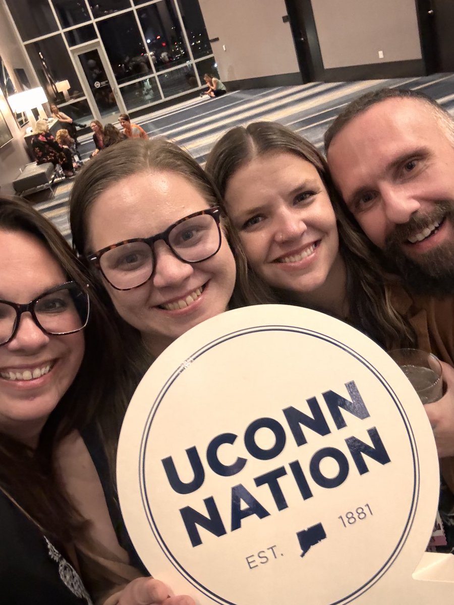 cmogrowilson1's tweet image. #cswe24 #cswe2024 ⁦@UConnSocialWork⁩ what a great 2024 conference an opportunity to share ideas and passions.  I am inspired by our newest generation of social work researchers and educators!!