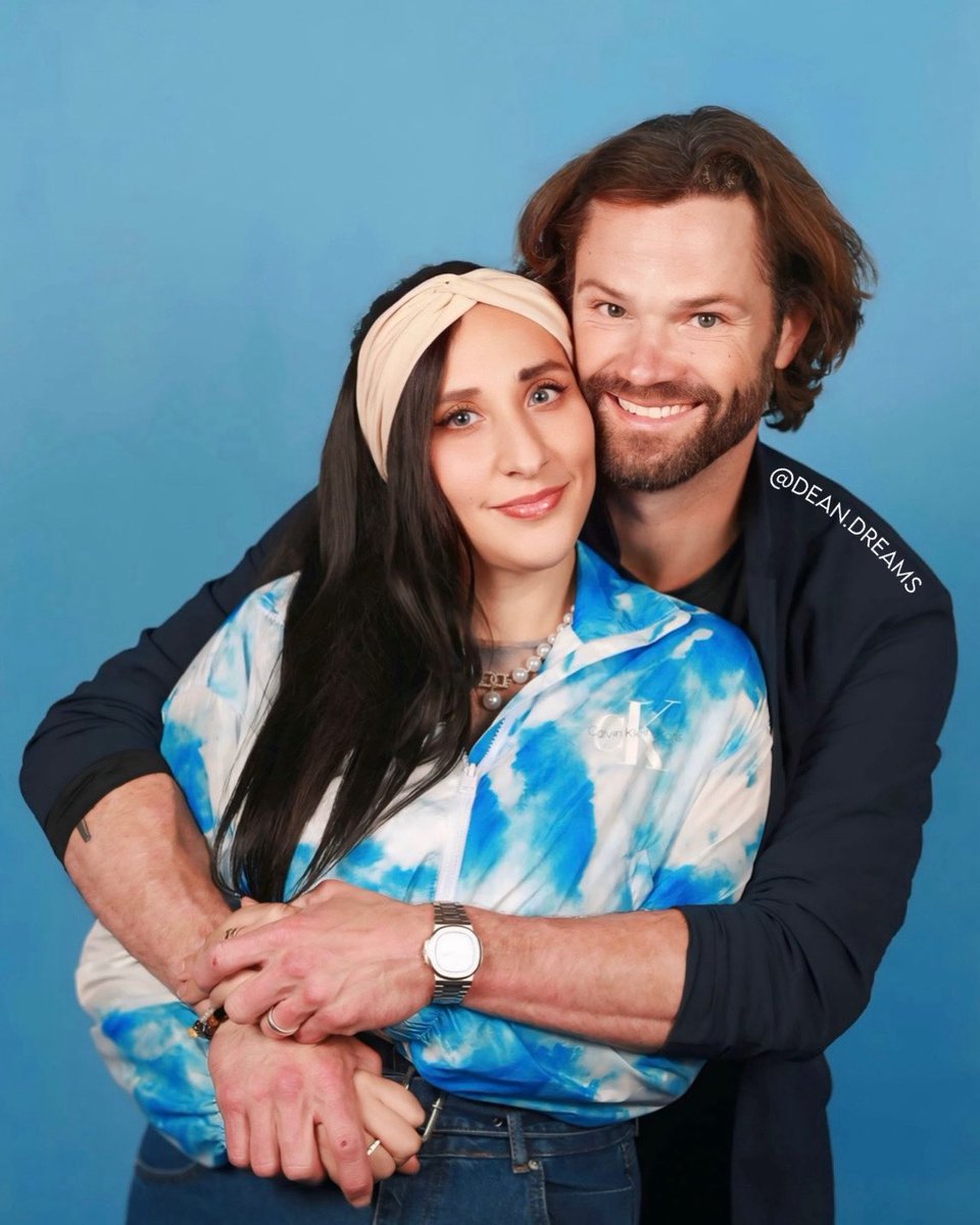 deandreams3's tweet photo. Safe place ❤️

#ComicConBrussels #BrusselsComicCon #JaredPadalecki #ComicCon https://t.co/Wx2HwAIrH2