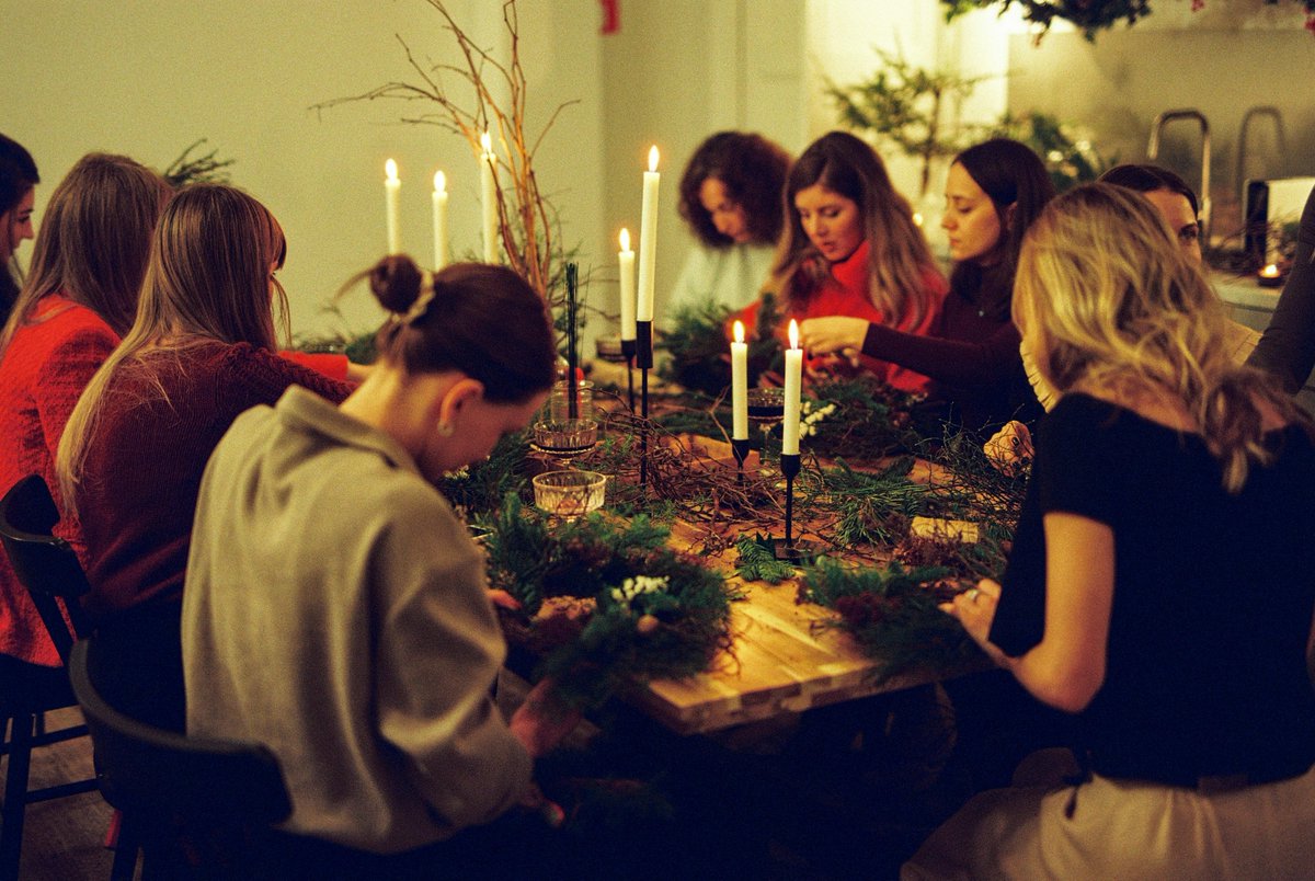 🎄 Ready to get festive? Join us for Christmas wreath making using locally foraged materials at Drumpellier Country Park 2 Dec 1-3pm &amp; Hogganfield 9 Dec 1-3pm
✨No experience needed, just holiday spirit!✨
🎟️ Booking essential bit.ly/4fkyxmN 🎟️