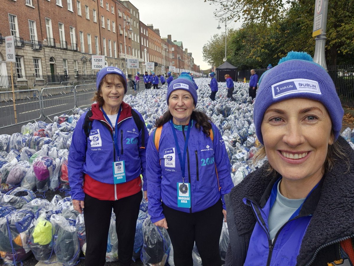 Shinelisa's tweet photo. @standupdouble @dublinmarathon We always have great fun under your stewardship. Thank you Niall! https://t.co/9rKD1kJmgR