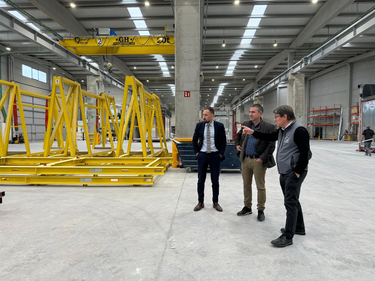 DenisItxaso's tweet photo. Arrancamos la semana conociendo el proyecto #JITHousing de la empresa vasca @viudadesainz.
Industria de la construcción que ahorra plazos y costes ambientales.
Edificación por módulos que sitúa al sector de la #construcción en otra dimensión.
#JustInTime https://t.co/6d75T1teGl