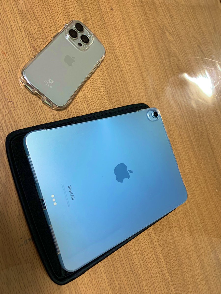 ya_______sei's tweet image. 12Pro Maxから16Proに変更
それとiPad Air M2を入手

技術の躍進エグいてぇ！！
#16pro #m2
