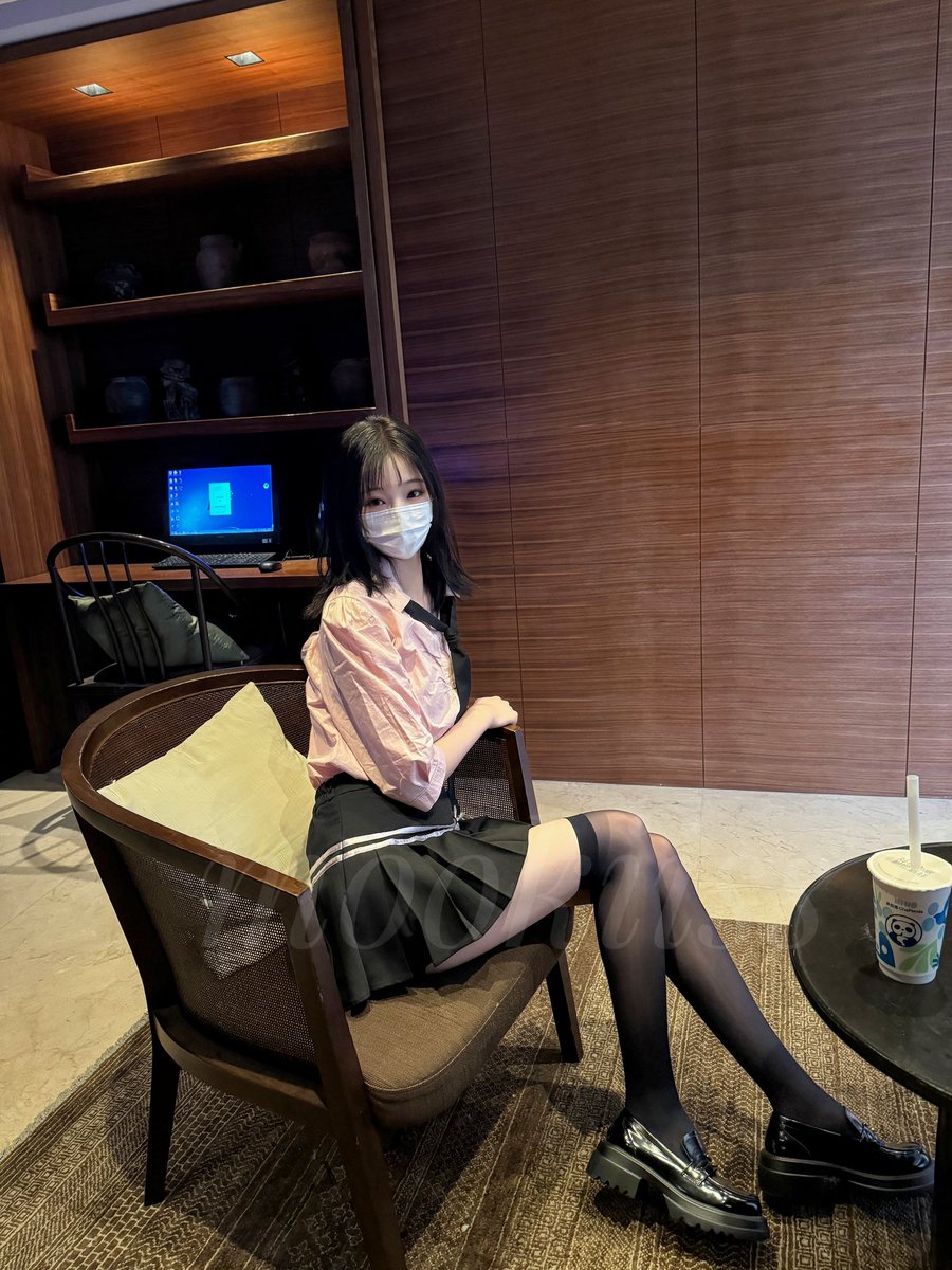 别猜了就是为你而拍 https://t.co/9g7rzRh5WP