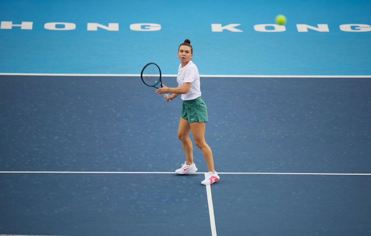 Simoreactions's tweet image. No matter the result, we are happy and grateful to have you back on court playing @Simona_Halep !! She looked better today and I'm sure she'll be back even stronger for the next season 💪 Hai Simo, always with you! 🤍