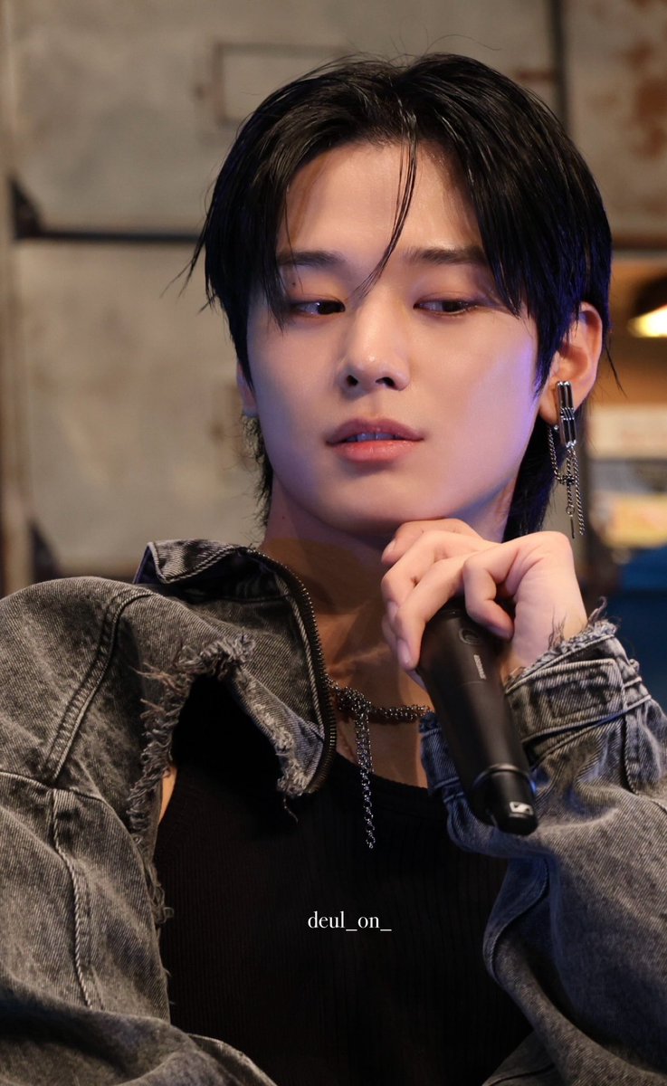 들온 tweet media