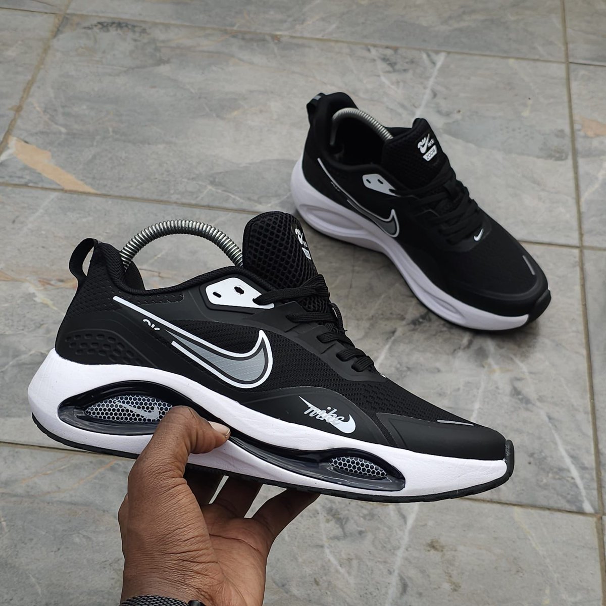 NairobiFootHub's tweet photo. Sports shoes of thr day
๐ Nike Motor Sports
๐ Sizes 40-45
๐ KES. 3,800
โ๏ธ 0722152443
๐Free delivery in CBD.
Aoko Murima Alai Rigathi Gachagua Court of Appeal Millicent Omanga Kikuyus Alfred Mutua Ndumberi #ClinicallyCorrupt William Ruto Farouk Kibet Duale Babu Owino https://t.co/q0olIy375Z