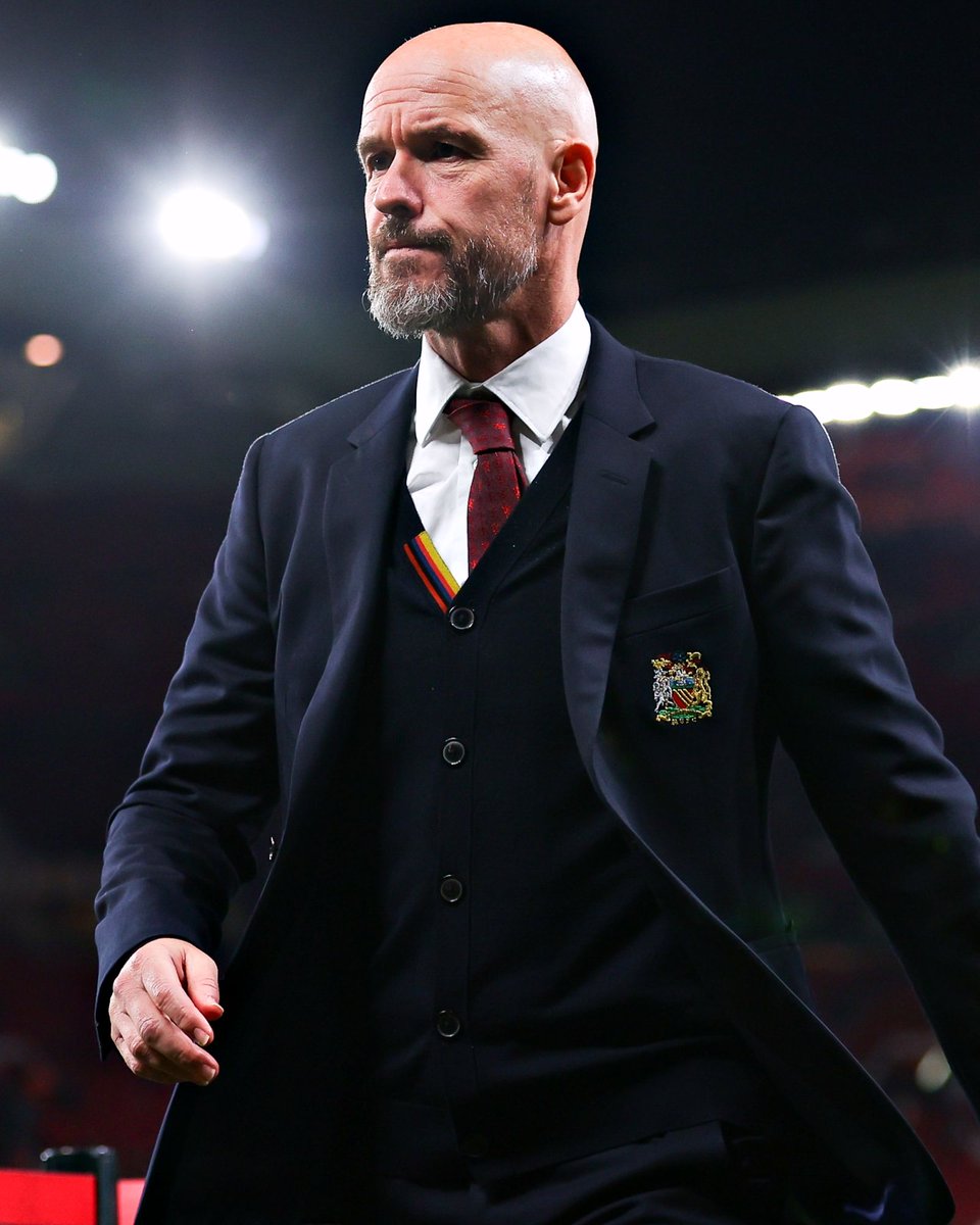 SportsRooter's tweet photo. 𝗕𝗥𝗘𝗔𝗞𝗜𝗡𝗚: MANCHESTER UNITED HAVE SACKED ERIK TEN HAG! https://t.co/08KCoLDccA