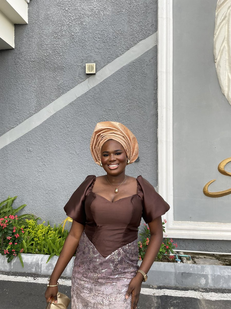 Ti_thevibe's tweet photo. Wedding guest✨ https://t.co/bkaHz6E9ee