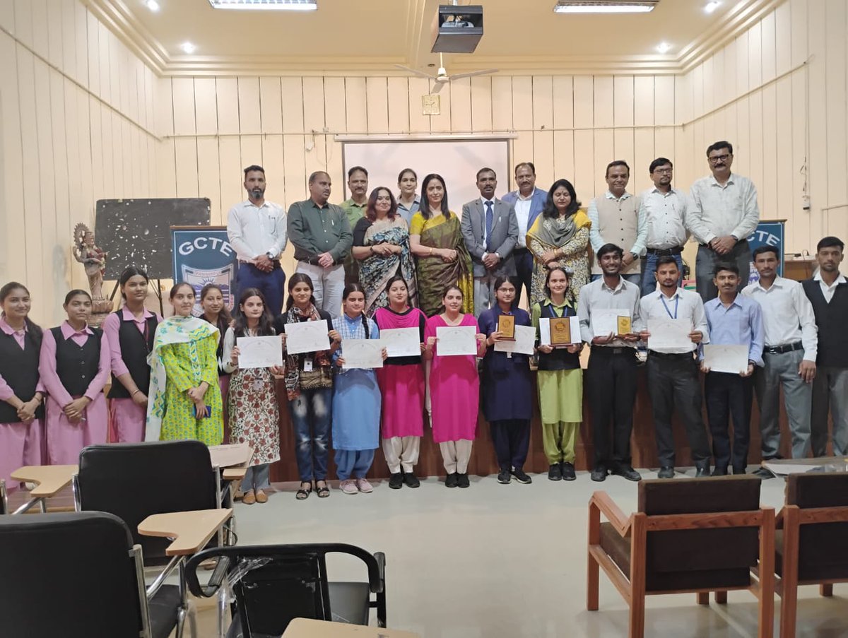 hpsvacb's tweet photo. Vigilance Awareness program and declamation contest organised at GCTE, Dharmshala by Vigilance unit Dharmshala
#VigilanceAwarenessWeek @airnews_shimla @AUHimachal @DDNewsHimachal https://t.co/cZkehbP2nK