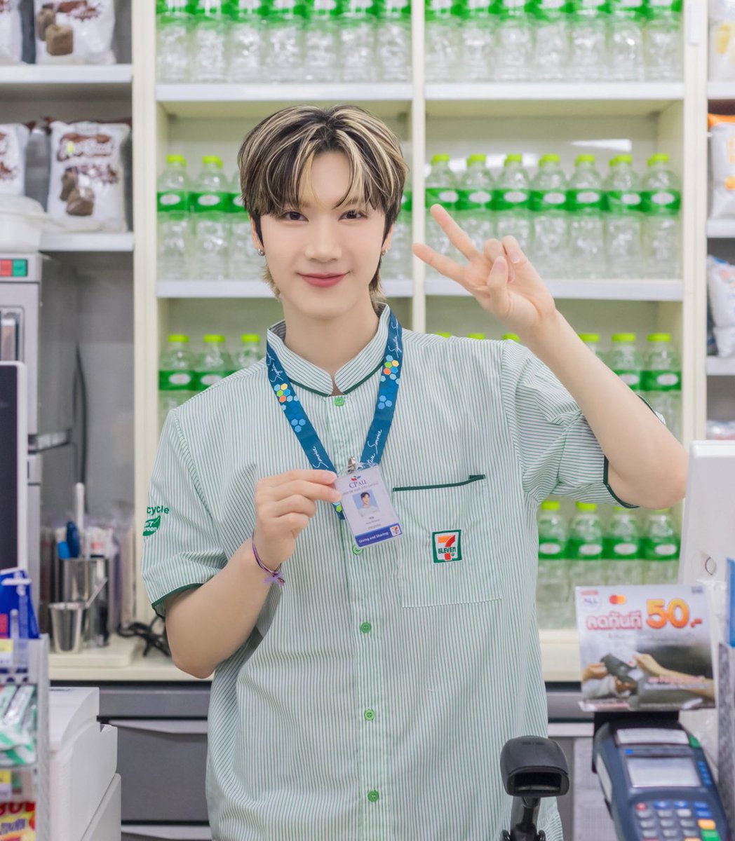 ไม่ต้องถามว่ามีออลเมมเบอร์มั้ยพี่ตอบก่อนเลยว่ามีค่ะ